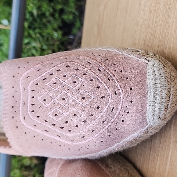 UGG Heidi Perforated Platform Suede  Espadrille Moccasin Size 11 - Picture 6 of 11